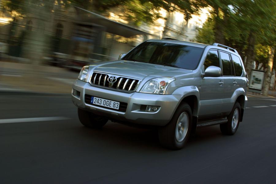  Toyota Land Cruiser 2003 года  (фото 40 из 192)